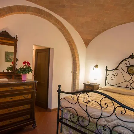 Apartment Poggiarellino - *
